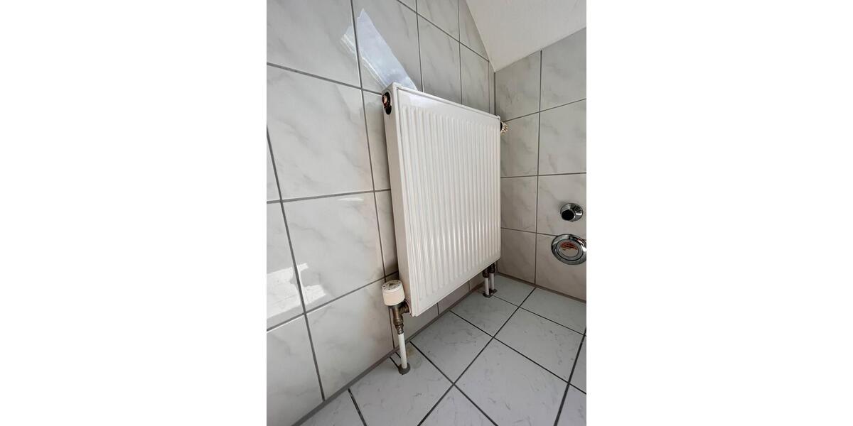 Dachgeschoßwohnung Steinhagen - 1 Zimmer, 34 m&sup2;, 575&euro; | Angebot:25305676