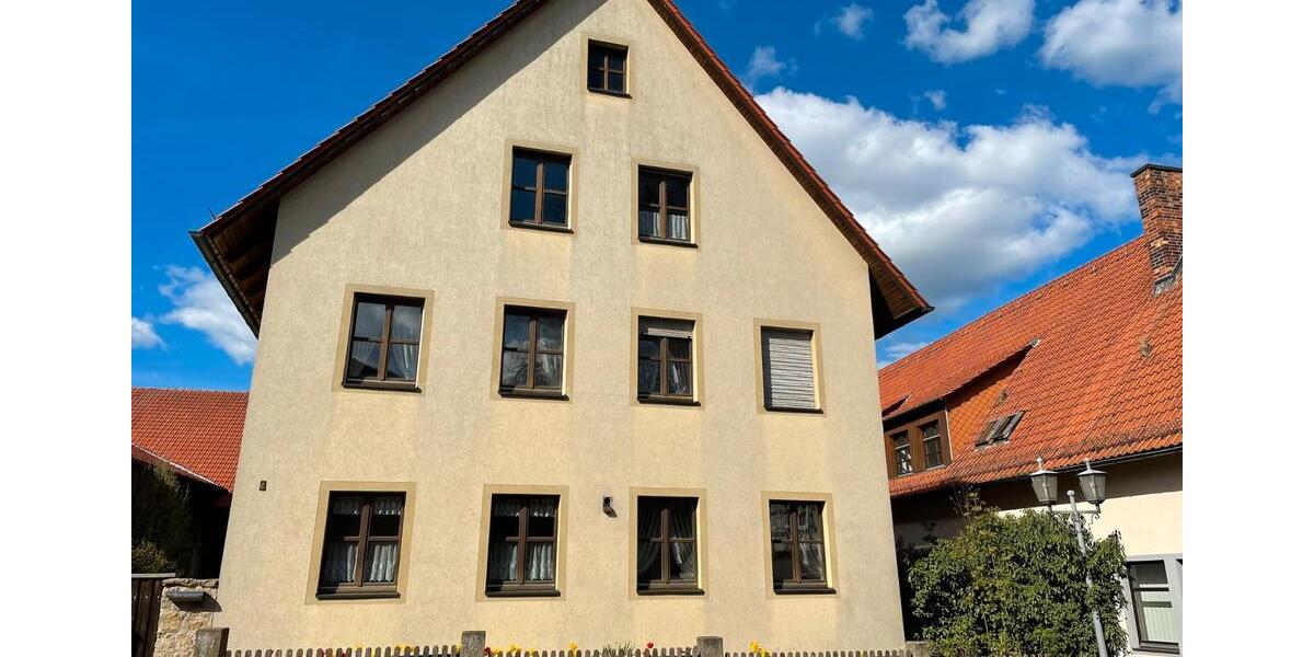 Einfamilienhaus Oberstreu - 8 Zimmer, 206 m&sup2;, 345.000&euro; | Angebot:26579521