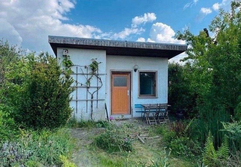 Kleingarten Schrebergarten mit Steinhaus im Leipziger Osten