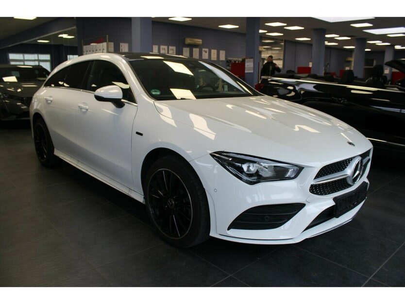 Mercedes-Benz CLA 250 Shooting Brake e 8G-DCT AMG Line 36.169 km 25.980 € Euskirchen 53881