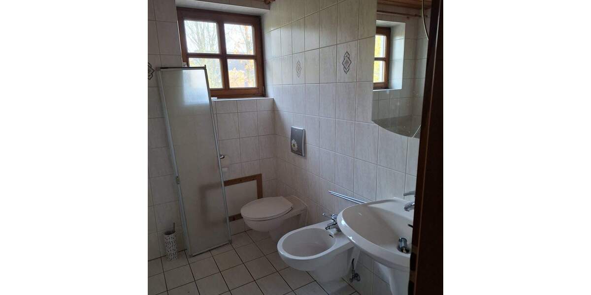 Etagenwohnung Baunach - 3 Zimmer, 105 m&sup2;, 800&euro; | Angebot:23948057