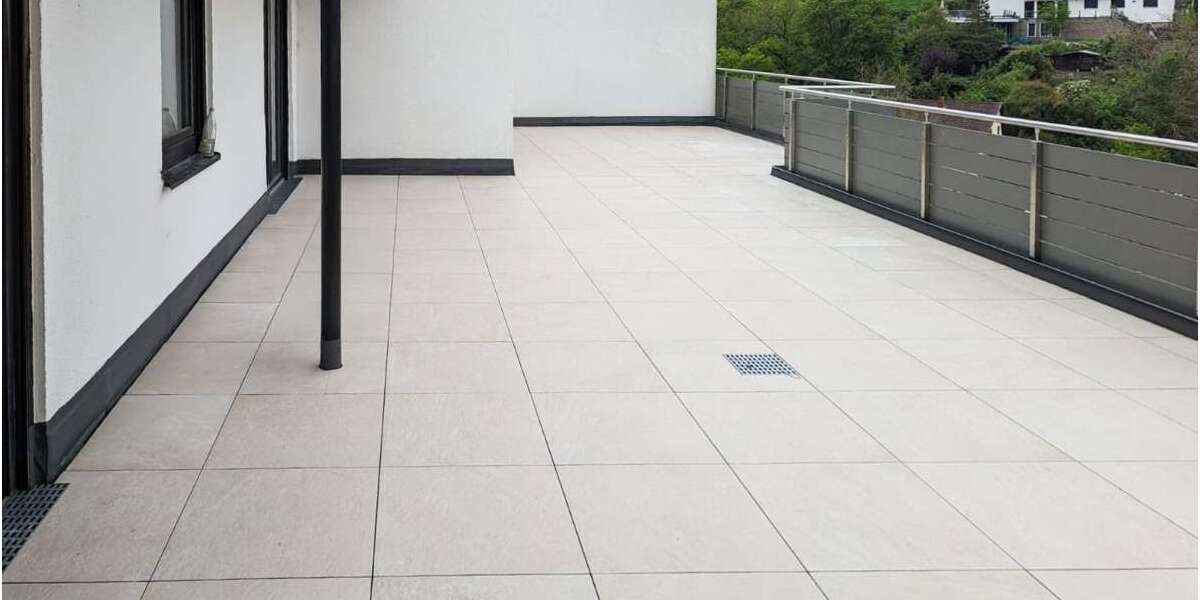 Wohnung zum Mieten in Veitshöchheim 1.250 € 97 m² 3 zimmer