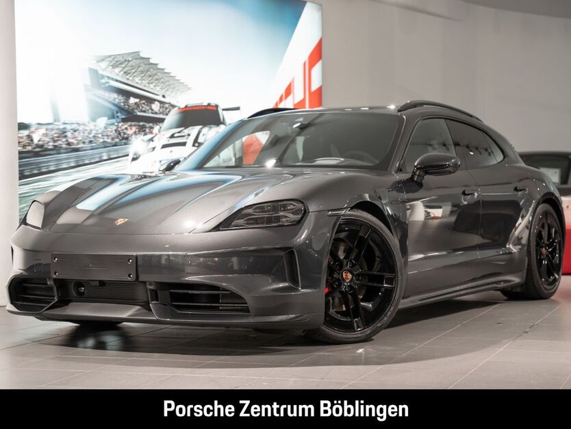 Porsche Taycan 23.900 km 127.480 € Böblingen 71034