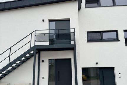 Wohnung Emmerich am Rhein - 3 Zimmer, 86 m&sup2;, 890&euro; | Angebot:26415537