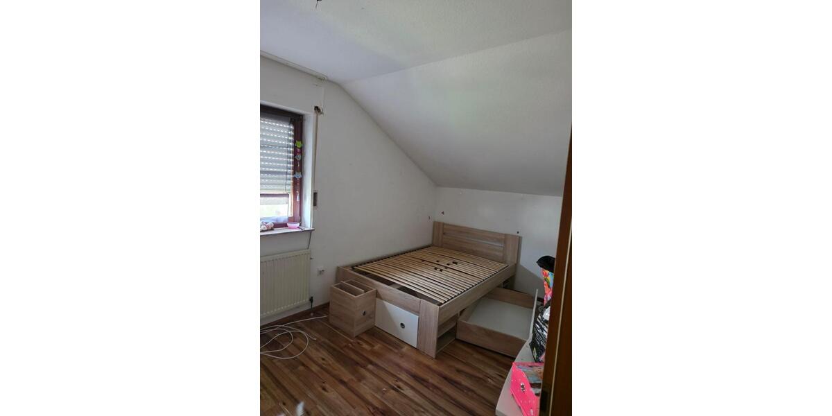 Einfamilienhaus Borken (Hessen) - 5 Zimmer, 122 m&sup2;, 400.000&euro; | Angebot:26578045