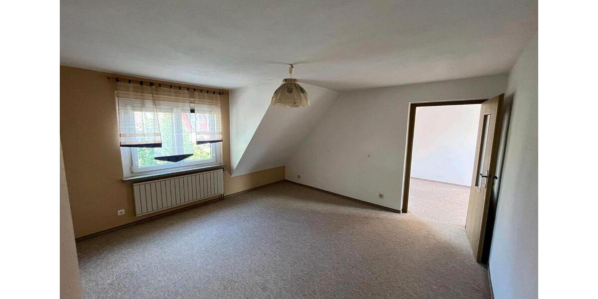 Reihenhaus Bad Langensalza - 6 Zimmer, 160 m&sup2;, 220.000&euro; | Angebot:26634900