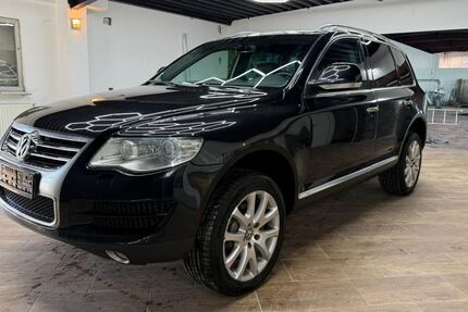 VW Touareg 171.600 km 5.690 € Neuwied 56564