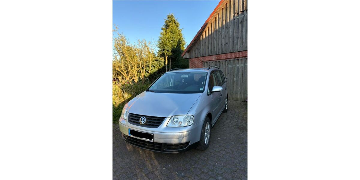 VW Touran 280.000 km 3.200 &euro; Itzehoe 25524