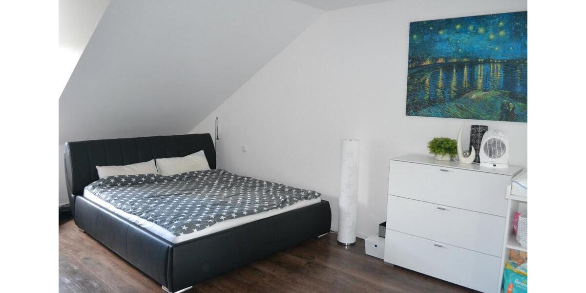 Dachgeschoßwohnung Mendig - 3 Zimmer, 108 m&sup2;, 1.250&euro; | Angebot:26023350