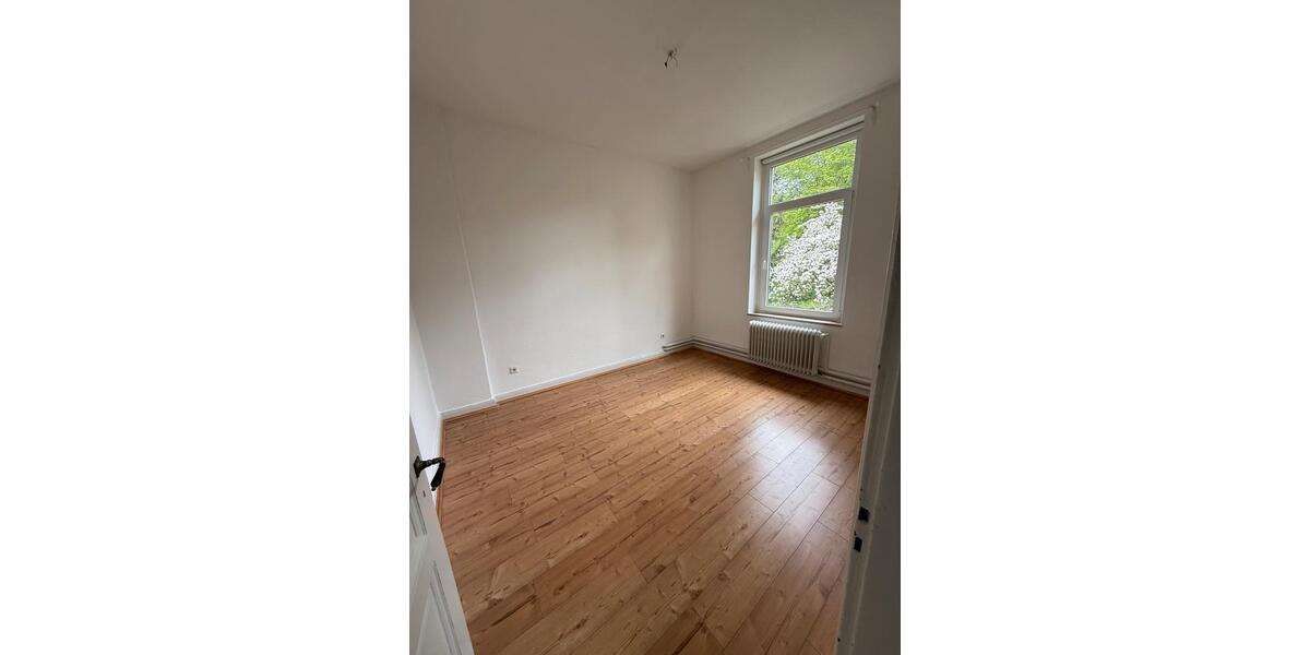 Etagenwohnung Schleswig - 4 Zimmer, 122 m&sup2;, 900&euro; | Angebot:26444748