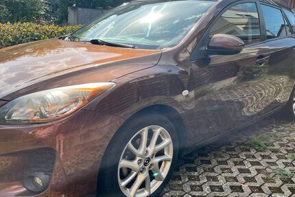 Mazda 3 148.000 km 5.450 &euro; Bruchsal 76646