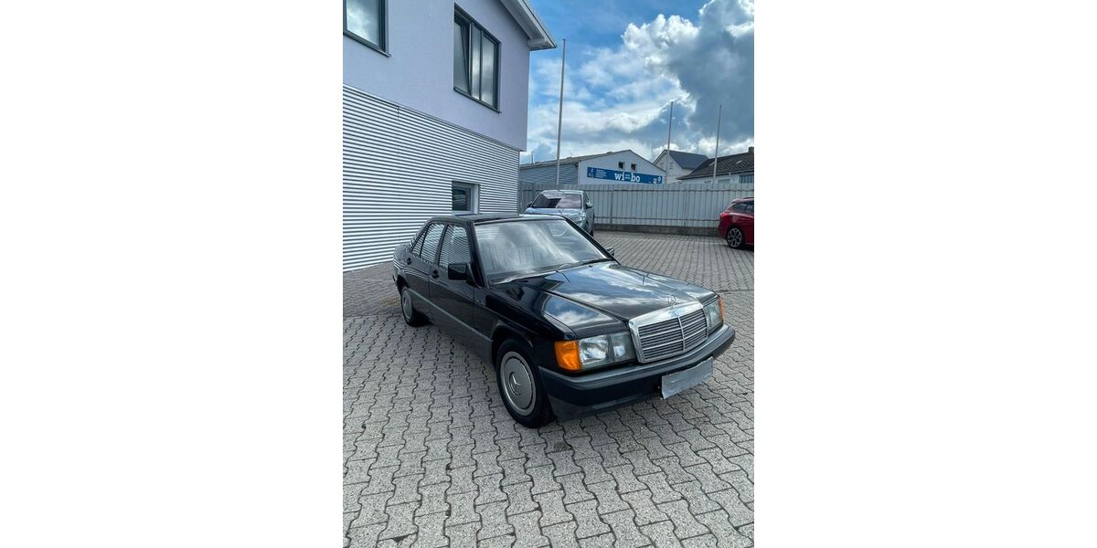 Mercedes-Benz 190 33.502 km 10.900 &euro; Taunusstein 65232