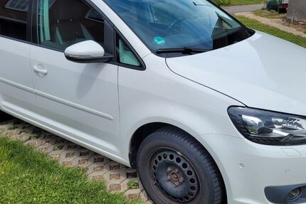 VW Touran 285.000 km 6.100 &euro; Hürtgenwald 52393