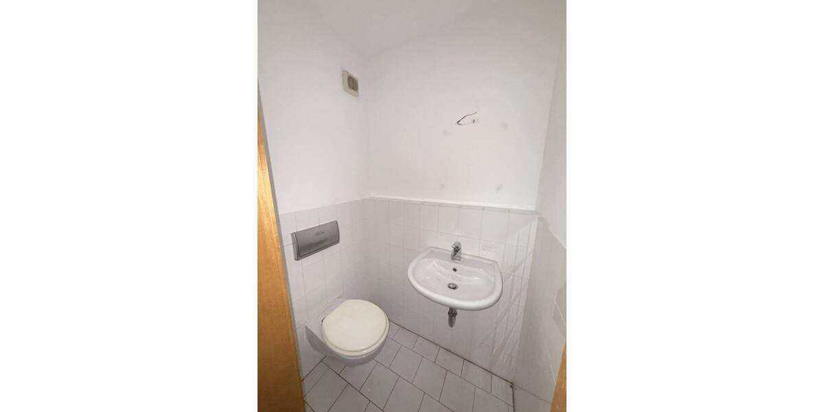 Etagenwohnung Zwickau Marienthal - 4 Zimmer, 75 m&sup2;, 110.000&euro; | Angebot:26176737