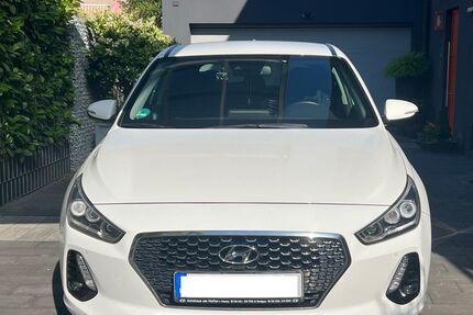 Hyundai i30 65.000 km 16.500 &euro; Aschaffenburg 63741