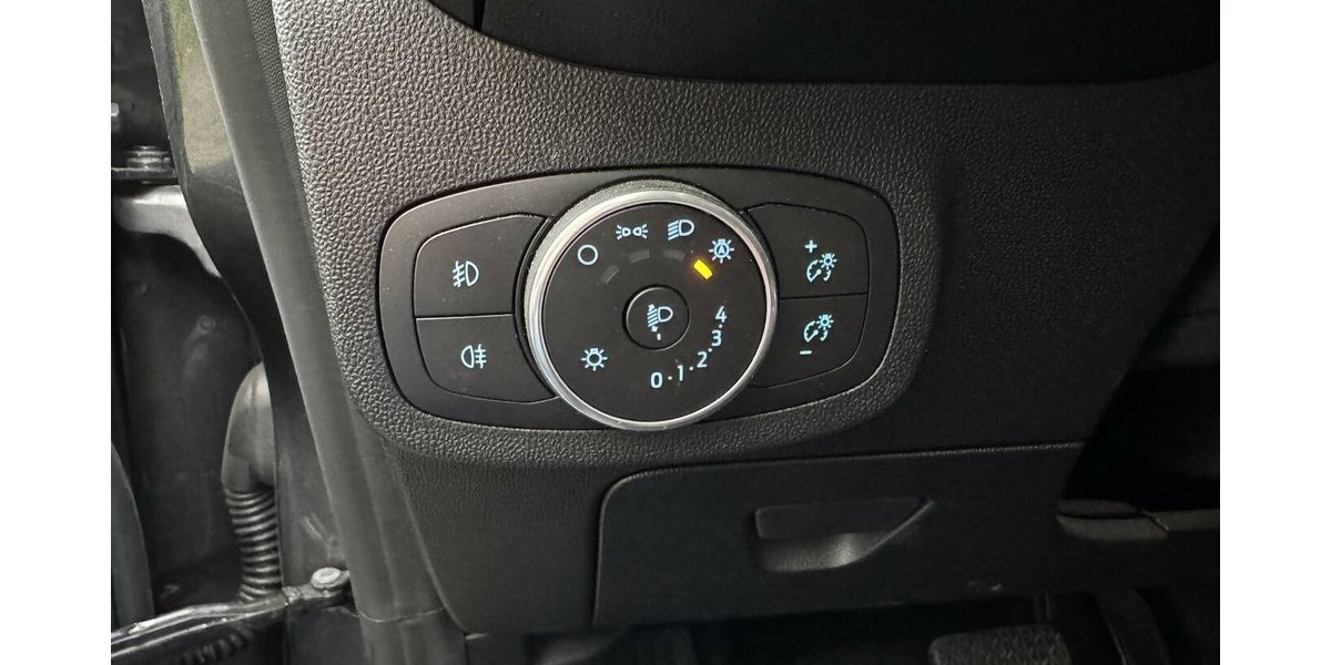 Ford Fiesta Titanium Kam Temp SHZ WR EU6 TOPAUSSTATTUNG 82.000 km 12.750 &euro; Erftstadt 50374