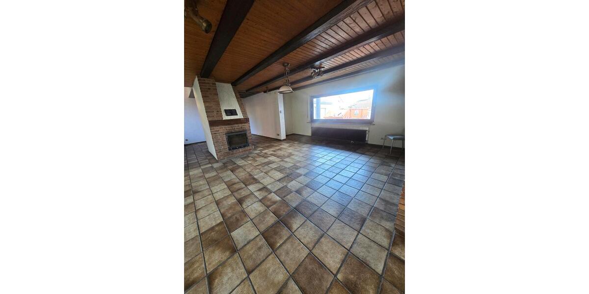 Einfamilienhaus Ettlingen - 5 Zimmer, 150 m&sup2;, 1.750&euro; | Angebot:24810197