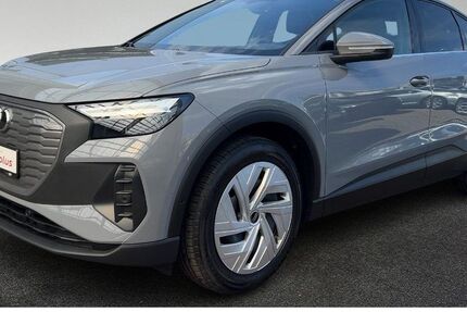 Audi Q4 e-tron 27.563 km 24.950 € Hamburg 22529