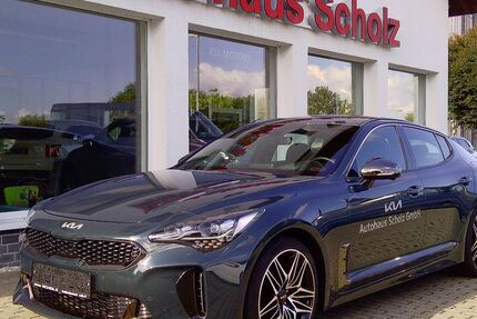 Kia Stinger 16.000 km 51.990 € Großbreitenbach 98701
