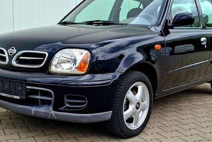 Nissan Micra 95.000 km 2.499 &euro; Berlin 13125
