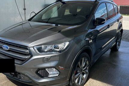 Ford Kuga 70.000 km 22.000 &euro; Althengstett 75382