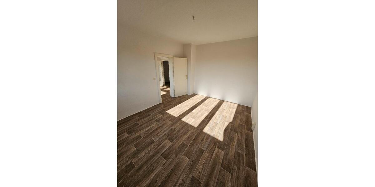 Etagenwohnung Altenburg - 2 Zimmer, 49 m&sup2;, 320&euro; | Angebot:26382369