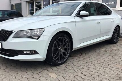 Skoda Superb 140.000 km 17.200 &euro; Böblingen 71034