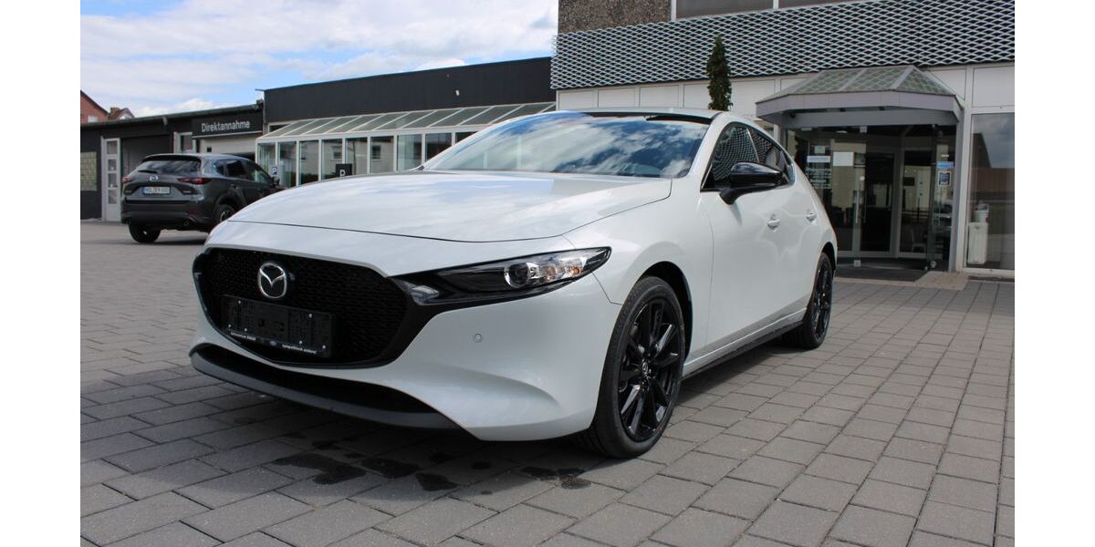 Mazda 3 1.001 km 26.490 € Holzminden 37603