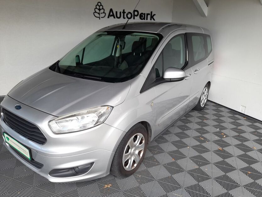 Ford Tourneo Courier 144.419 km 6.150 € Königs Wusterhausen 15711