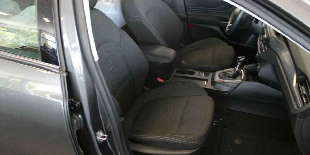 Ford Focus 1.0 EcoBoost Active 97.761 km 11.980 &euro; Euskirchen 53881