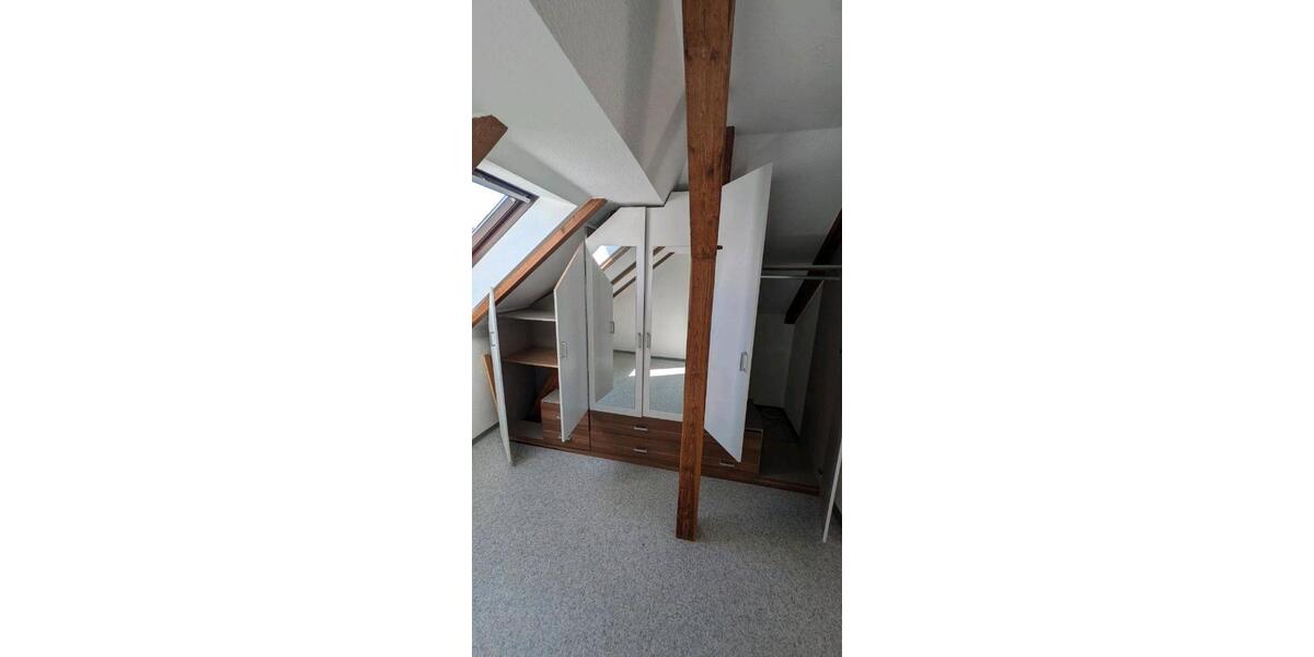 Dachgeschoßwohnung Olbernhau - 2 Zimmer, 38 m&sup2;, 226&euro; | Angebot:26385255