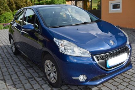 Peugeot 208 98.500 km 3.800 &euro; Holzhau 09623