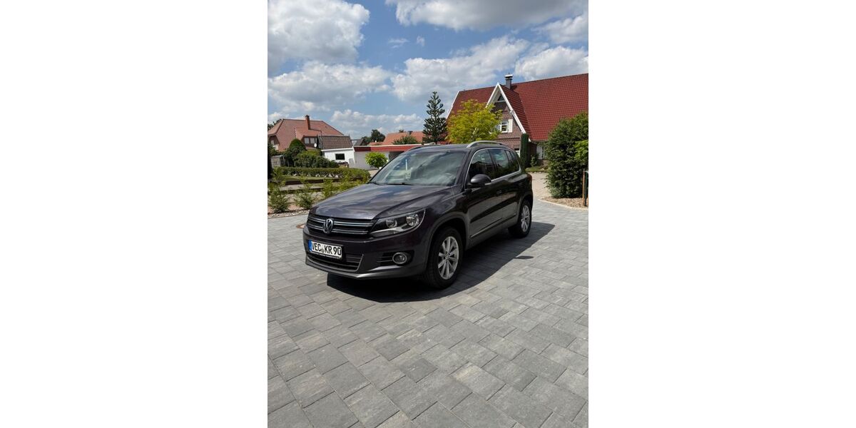 VW Tiguan 105.000 km 16.900 &euro; Goldenstedt 49424