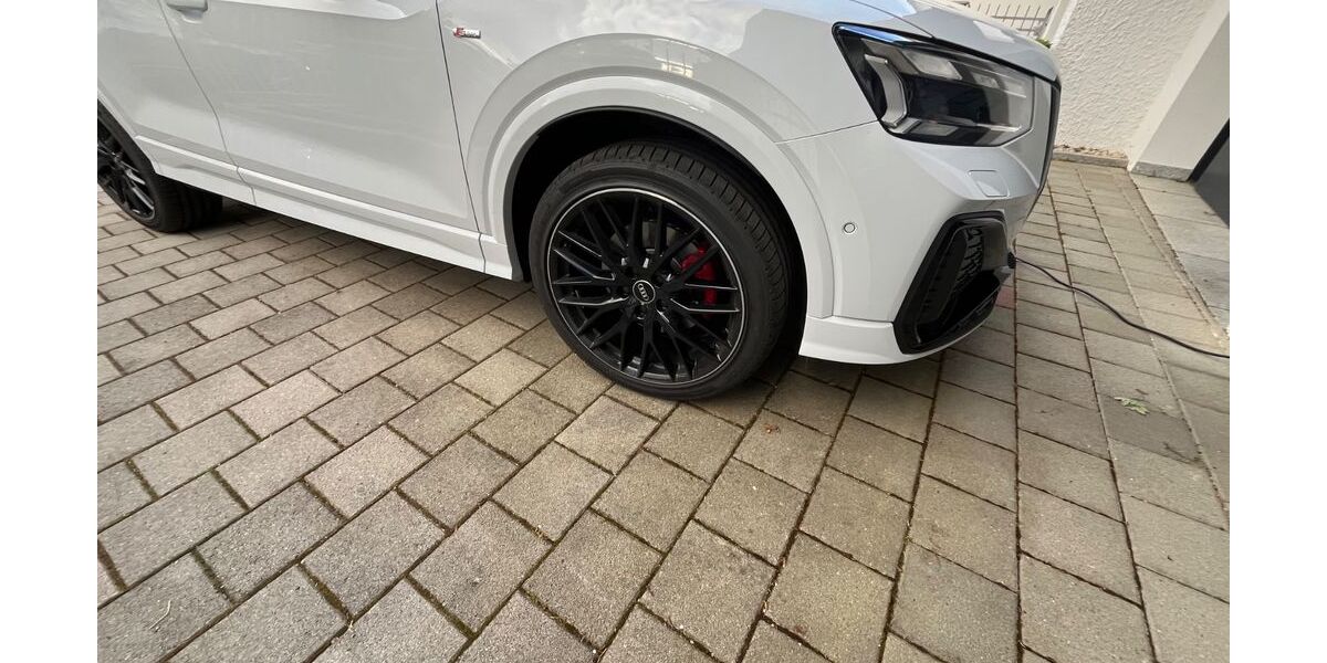 Audi Q2 9.300 km 34.800 &euro; Buxheim 85114