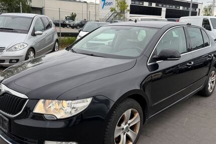 Skoda Superb 674.000 km 2.950 &euro; Hamburg 22525