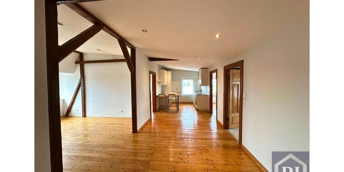 Über den Dächern von Laboe - charmante Altbauwohnung in zentraler Lage mit eigenem Stellplatz! 3 zimmer