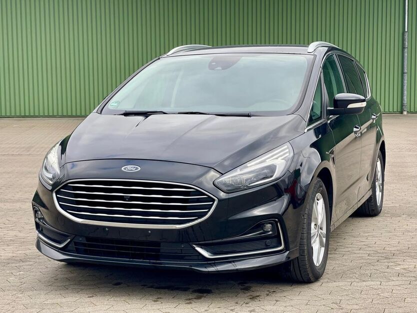 Ford S-Max 204.000 km 14.000 € Berlin 12107