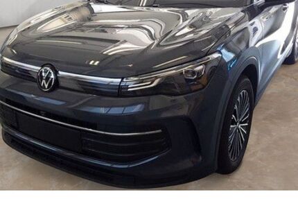 VW Tiguan 6.832 km 36.890 &euro; Potsdam 14482