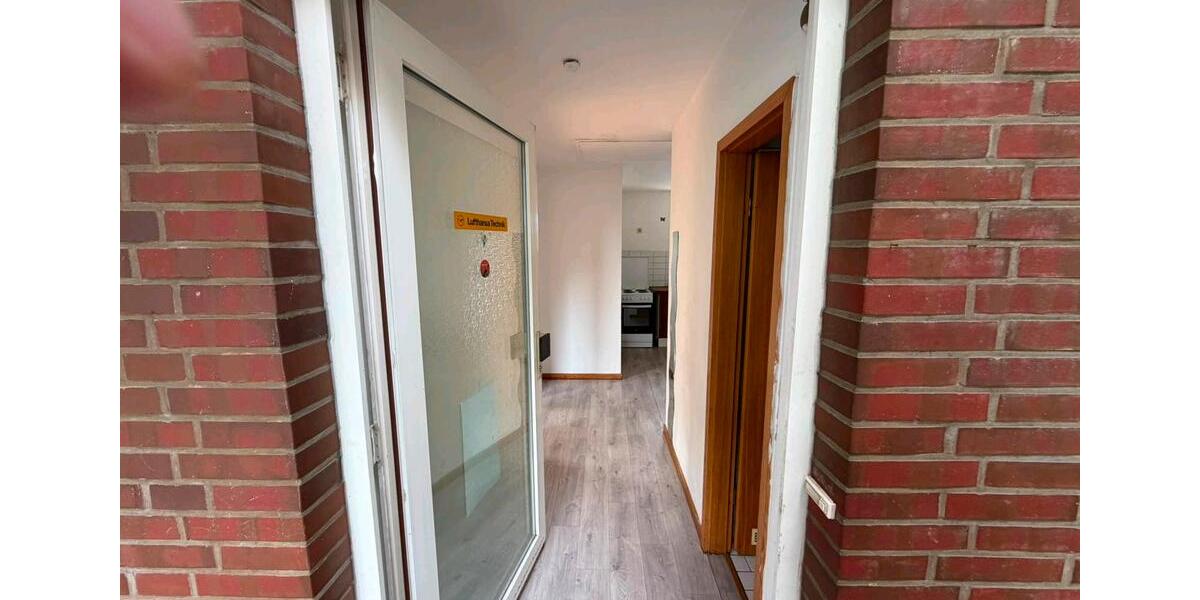 Dachgeschoßwohnung Hamburg Groß Borstel - 2 Zimmer, 60 m&sup2;, 1.180&euro; | Angebot:26515204