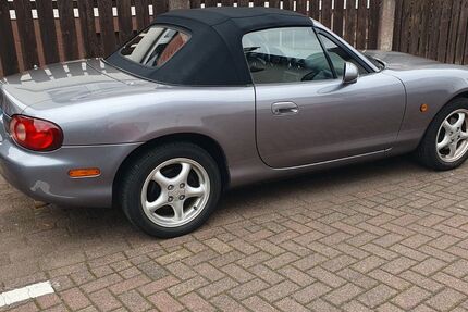 Mazda MX-5 243.000 km 6.900 € Linsengericht 63589