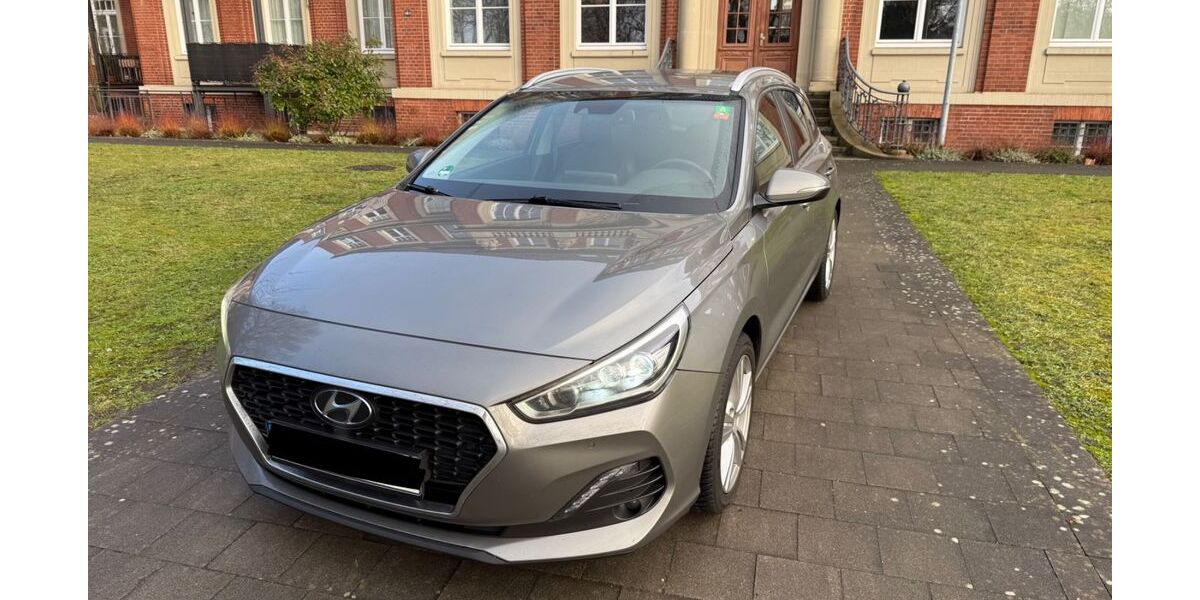Hyundai i30 66.650 km 19.700 &euro; Hamburg 22307