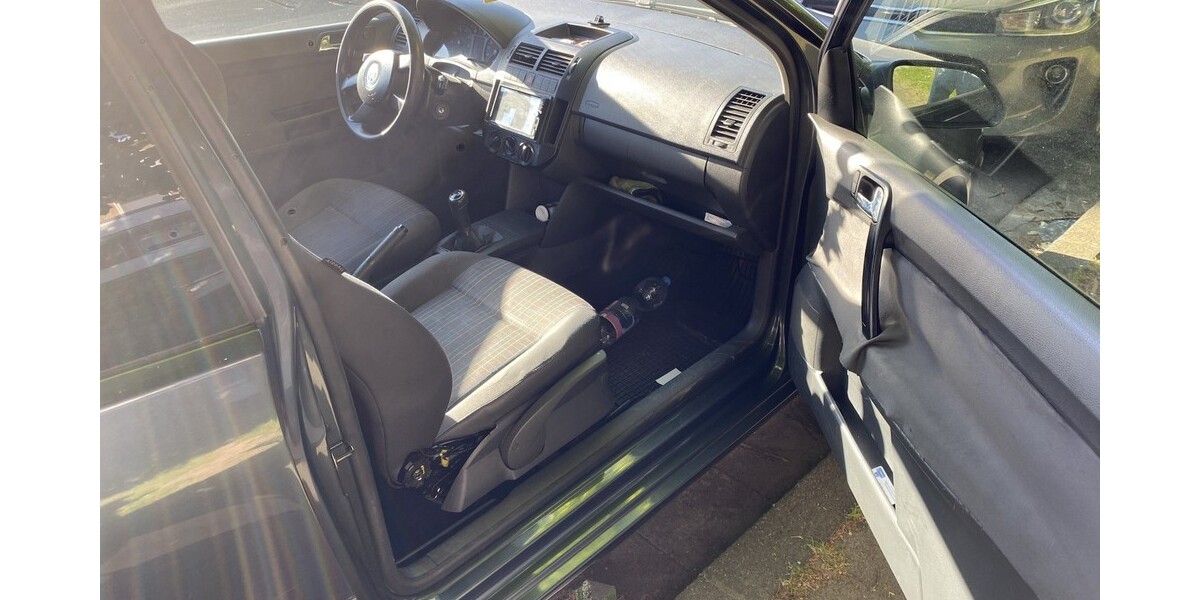 VW Polo 270.000 km 1.900 € Neuss 41460