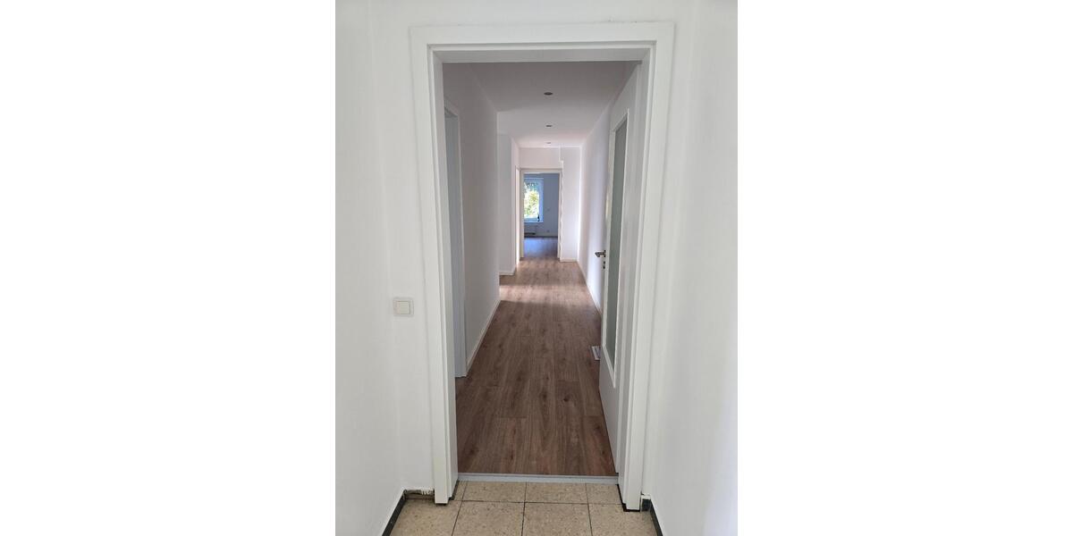 Etagenwohnung Engelskirchen - 2 Zimmer, 70 m&sup2;, 525&euro; | Angebot:25455010
