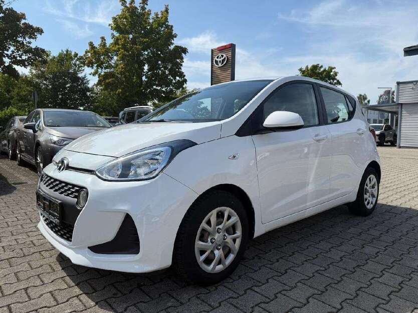 i10