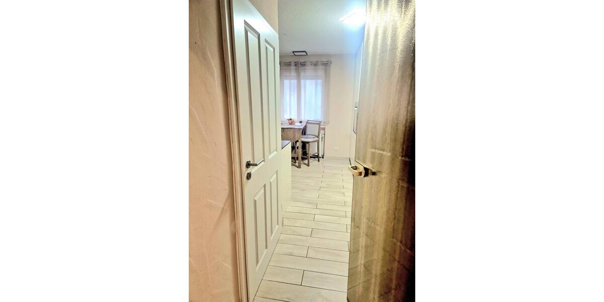 Hochparterre Wiesbaden Nordost - 3 Zimmer, 89 m&sup2;, 1.920&euro; | Angebot:25044786