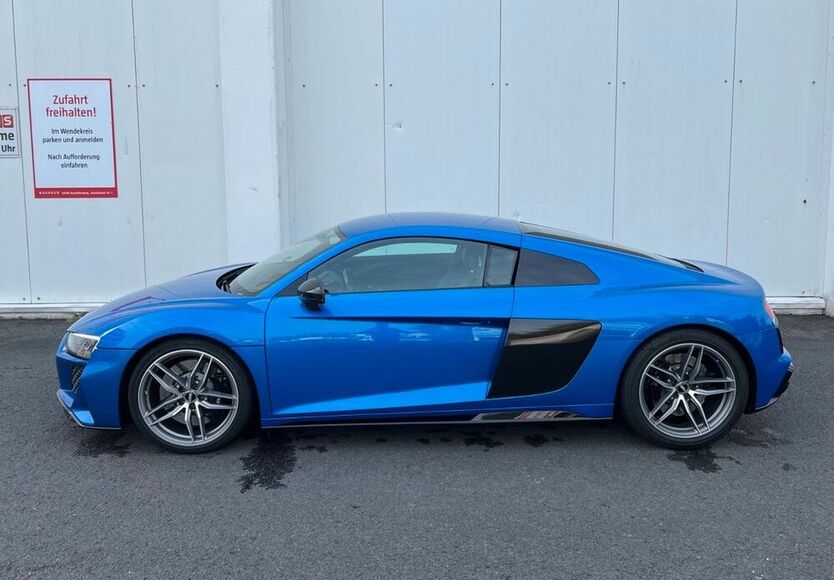 R8