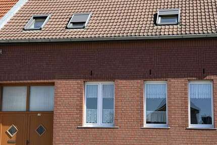 Haus Aken - 4 Zimmer, 100 m&sup2;, 75.000&euro; | Angebot:26101946