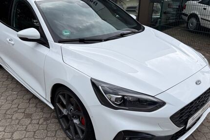 Ford Focus 116.550 km 19.900 &euro; Beverstedt 27616