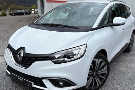 Renault Scenic 105.276 km 10.299 &euro; Freudenberg 97896