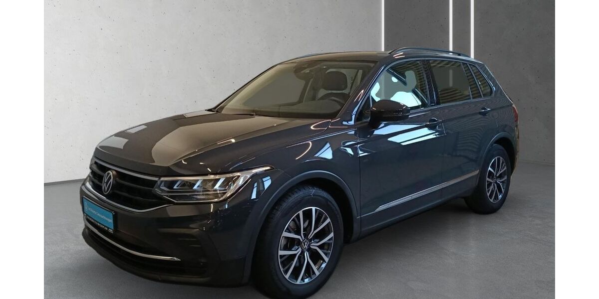 VW Tiguan 40.976 km 23.968 &euro; Weida 07570